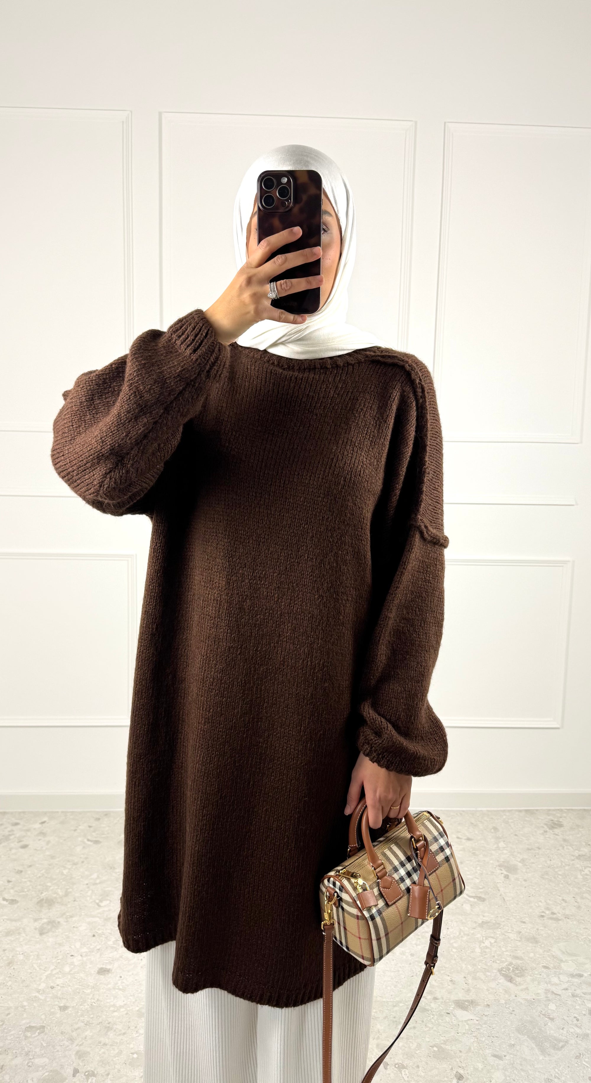 Talia Strick-Pullover