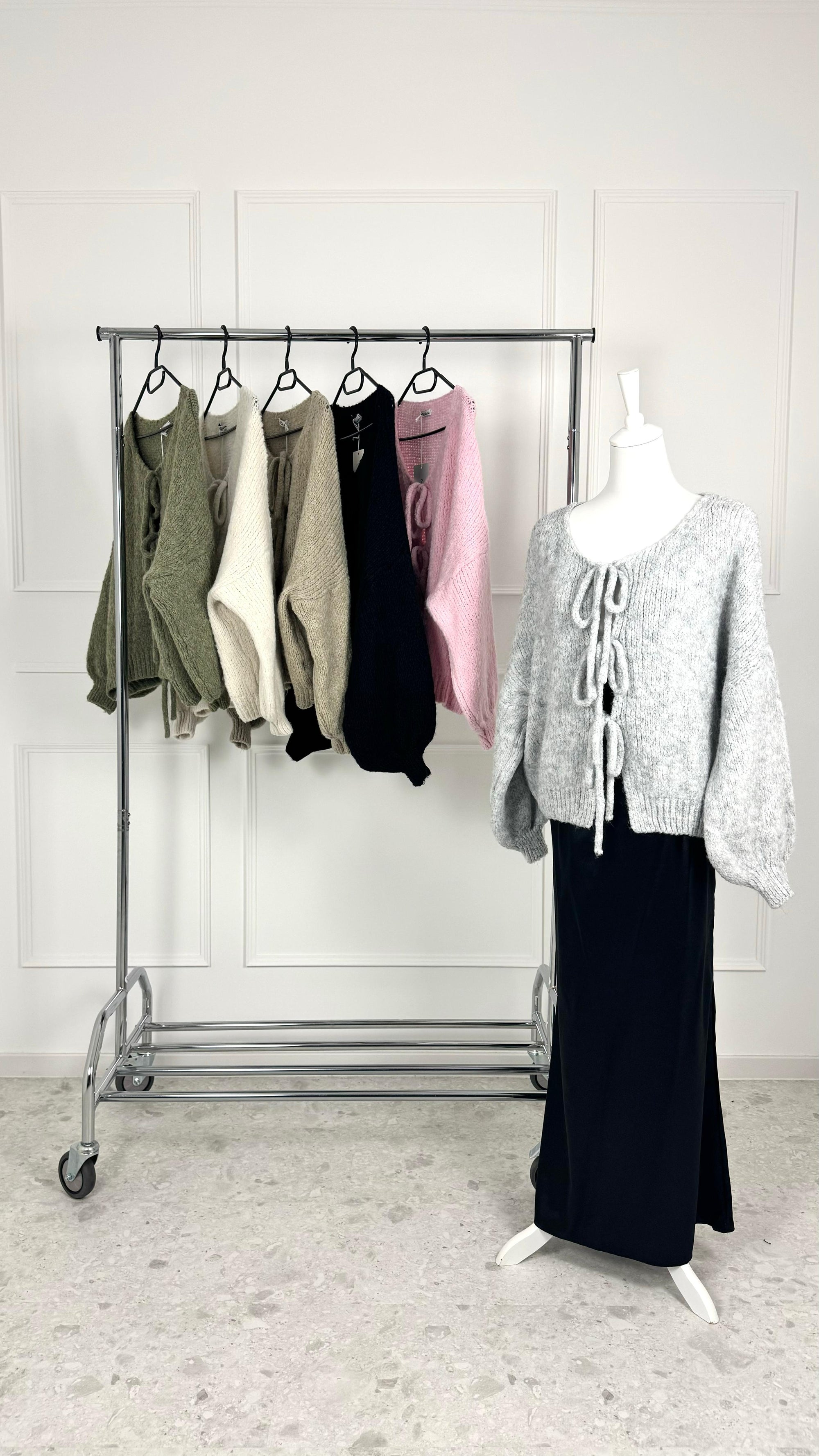 Strickjacke mit Schleife EFLIN