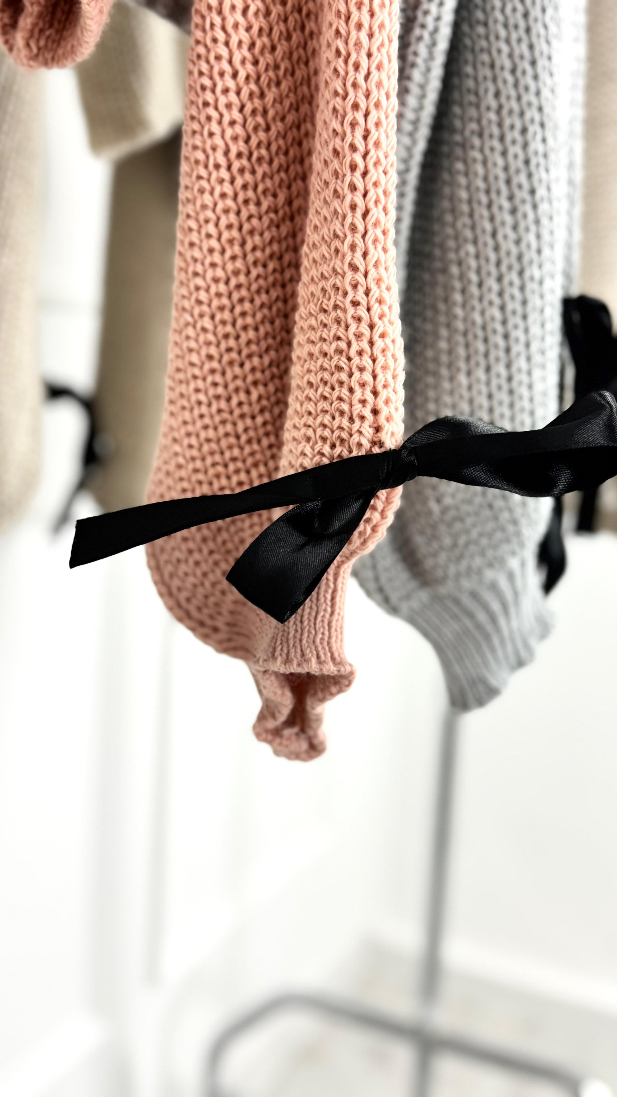 Strickjacke mit Schleife LINA