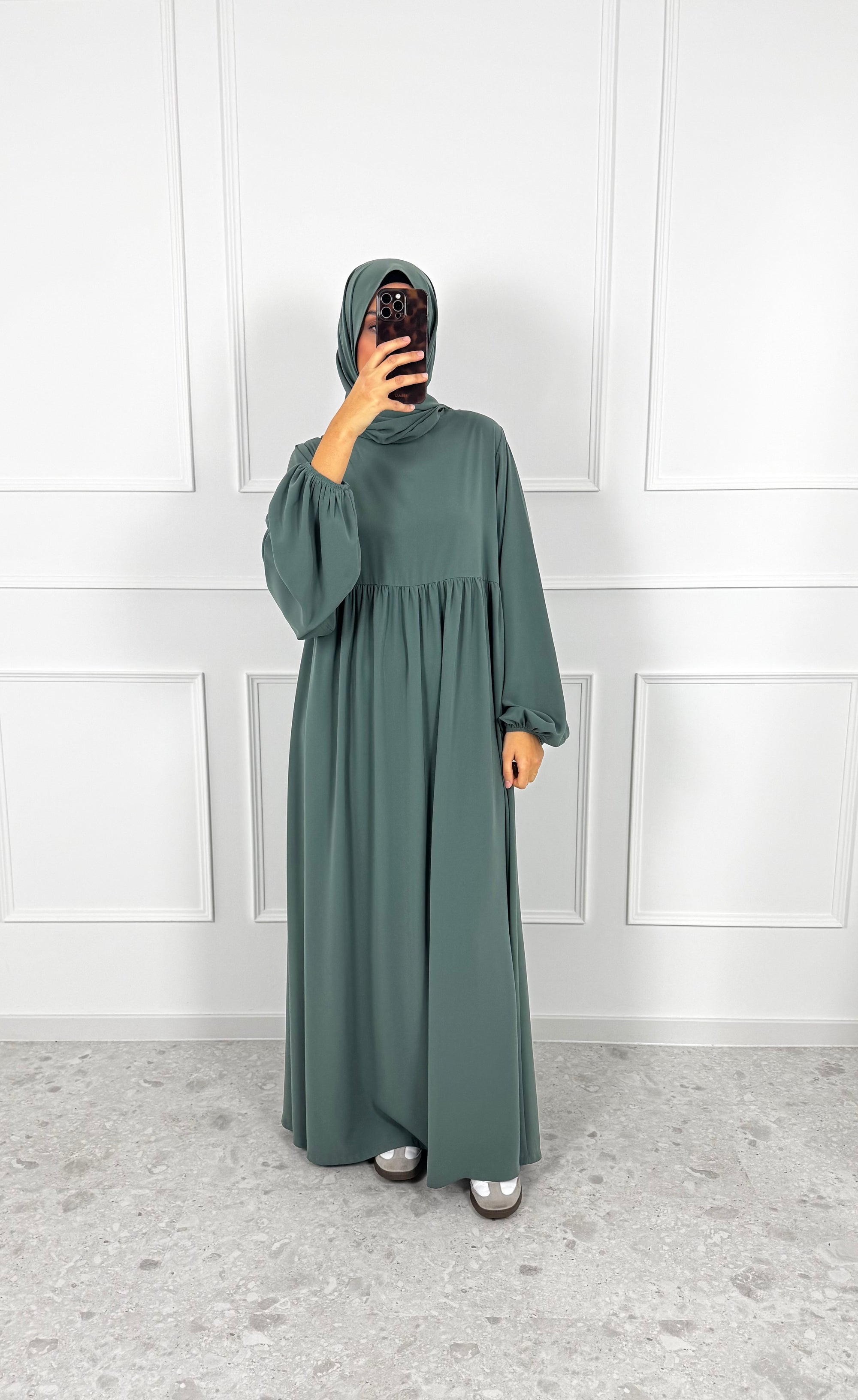 Abaya REYYAN mit Hijab